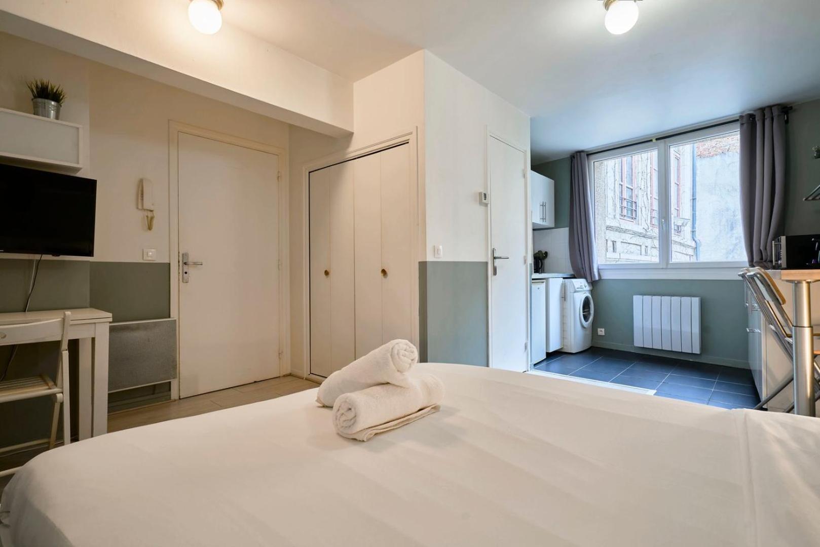 Equipped Studio In Vieux-Lille Near Grand Place Exterior photo
